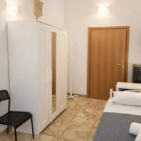 Hostelciompi Vandrerhjem *