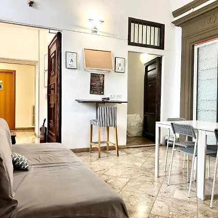 Hostelciompi סיינה
